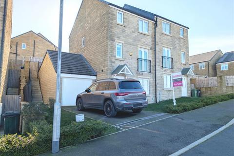 4 bedroom semi-detached house for sale, Cote Road, Cote Farm, Thackley, Bradford