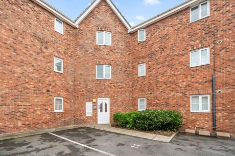 2 bedroom flat for sale, Barley Mere Close, Newton-Le-Willows, WA12