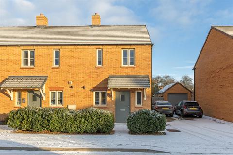 2 bedroom end of terrace house for sale, Whitfield Road, Potton, Sandy SG19 2SF