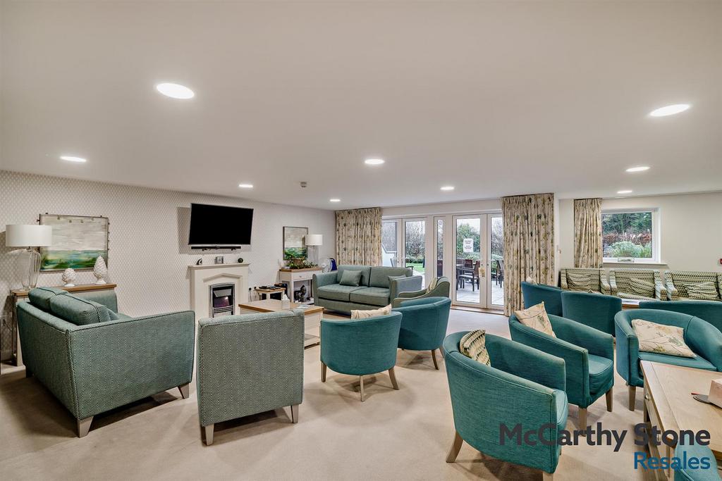Homeowners Lounge