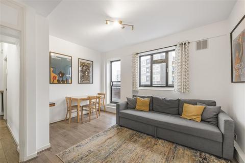 2 bedroom flat to rent, Rawson Street, SW11