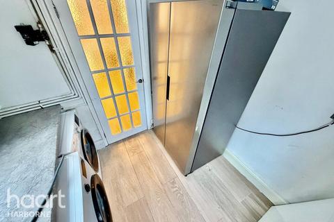 2 bedroom terraced house to rent, STATION RD, HARBORNE