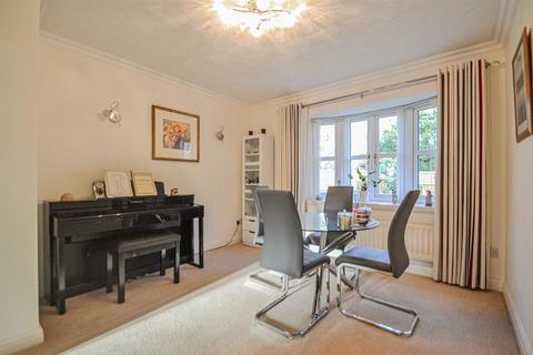 undefined, Foxhills Close, Warrington WA4