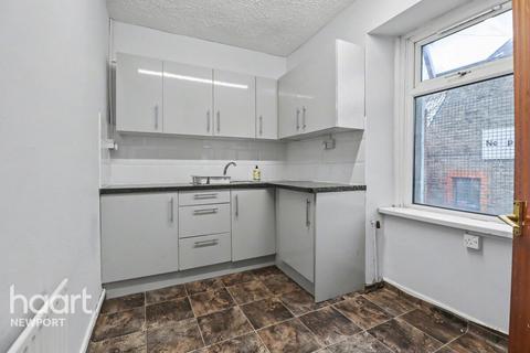 3 bedroom end of terrace house for sale, Stow Hill, Newport