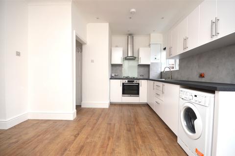 4 bedroom terraced house to rent, Rowan Road, London SW16