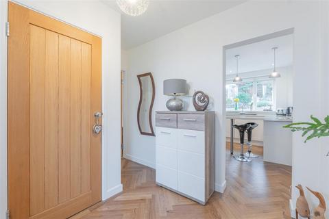 3 bedroom semi-detached house for sale, Edge View Walk, Kinver