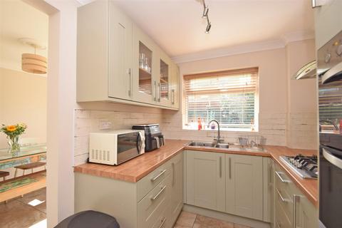 3 bedroom semi-detached house for sale, Dale Road, Monkmoor, Shrewsbury