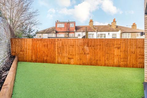1 bedroom maisonette for sale, Acacia Road, Streatham SW16