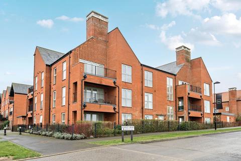 2 bedroom flat for sale, Venta Drive, Winchester, SO22