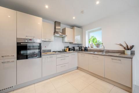 2 bedroom flat for sale, Venta Drive, Winchester, SO22