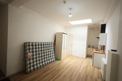 Studio to rent, Wharf Street South, Leicester LE1
