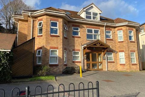 1 bedroom apartment to rent, Lorne Park Road, Bournemouth, Dorset, BH1