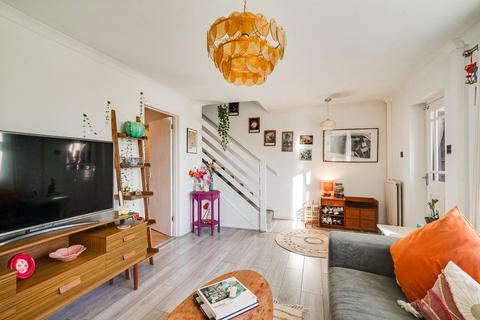 2 bedroom terraced house for sale, Wyngates, Linslade, Leighton Buzzard