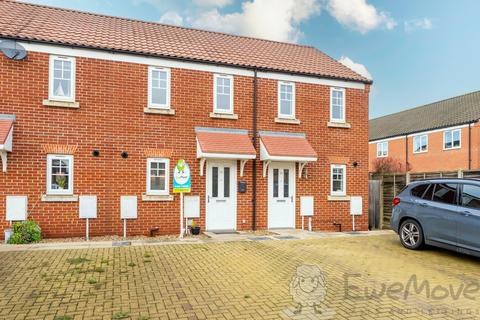 2 bedroom terraced house to rent, Jeckyll Road, Wymondham, Norfolk, NR18
