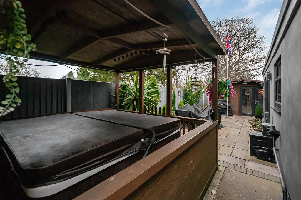 33 Richmind Drive10.jpg