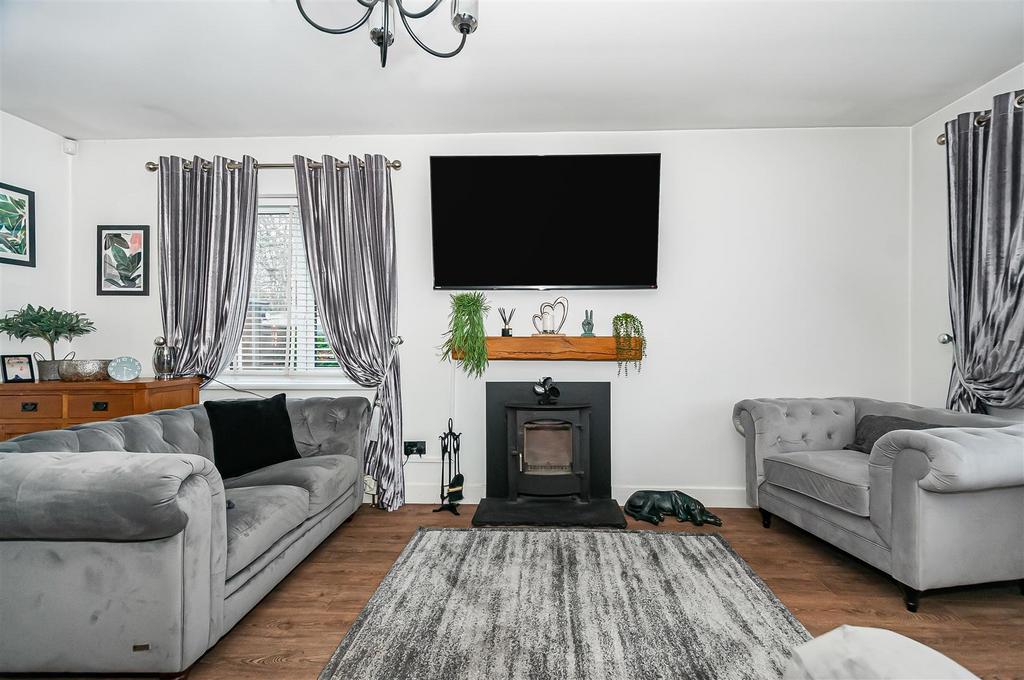 33 Richmind Drive16.jpg
