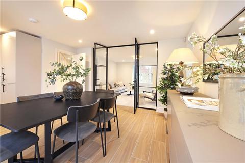 4 bedroom detached house for sale, Stovell Place, Effingham, KT24