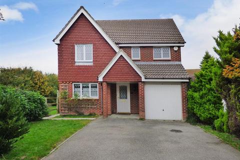4 bedroom detached house to rent, Columbine Way, Littlehampton BN17