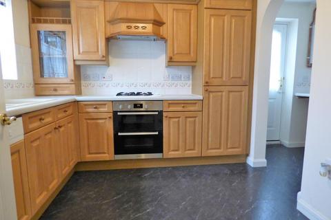 4 bedroom detached house to rent, Columbine Way, Littlehampton BN17
