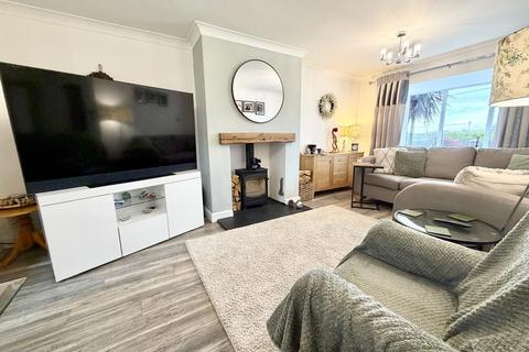 3 bedroom semi-detached house for sale, Berry Lane, Great Preston, Leeds