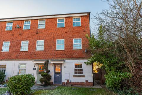 4 bedroom terraced house for sale, Powis Close, Newport, NP10