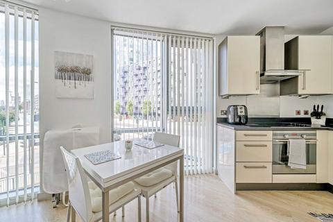 2 bedroom flat to rent, Rick Roberts Way, London, E15