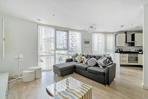 2 bedroom flat to rent, Rick Roberts Way, London, E15