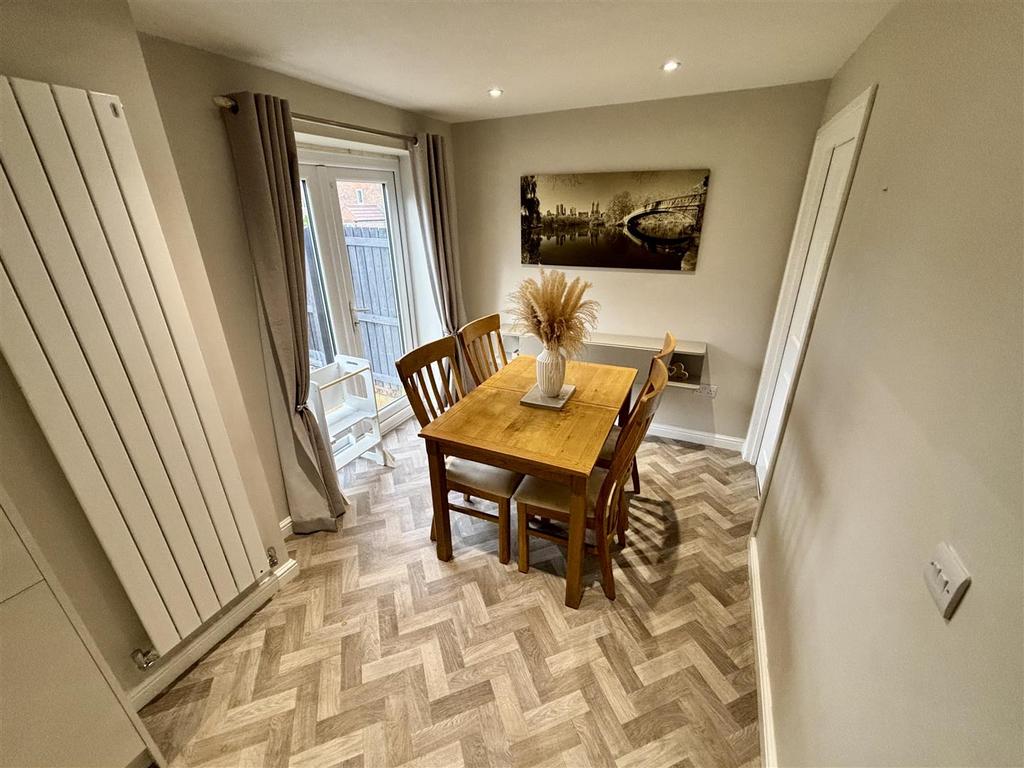 Open Plan Kitchen and Dining Room