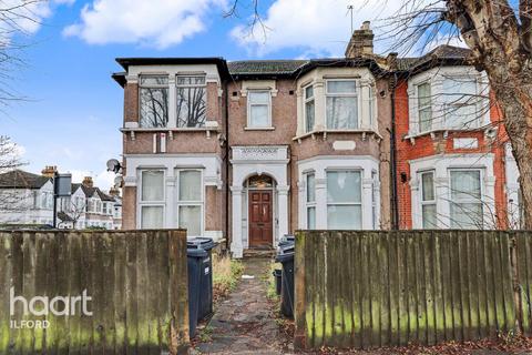1 bedroom flat for sale, The Drive, Ilford