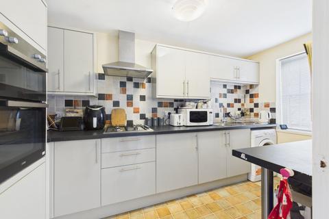 3 bedroom end of terrace house for sale, Midsummer Walk, Hempsted, Gloucester, Gloucestershire, GL2