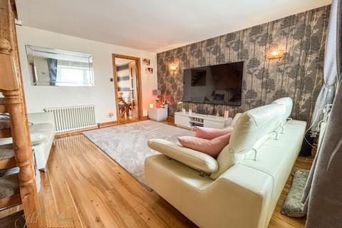 3 bedroom detached house for sale, Fieldfare Close, Washington NE38