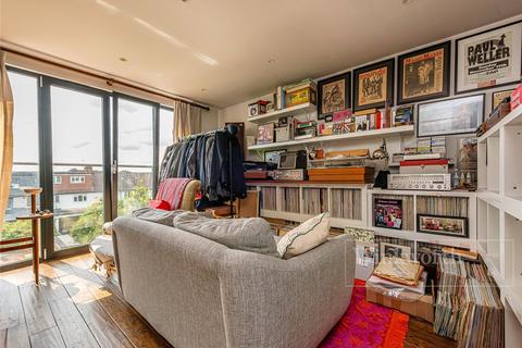 4 bedroom terraced house for sale, Whitmore Gardens, London, NW10