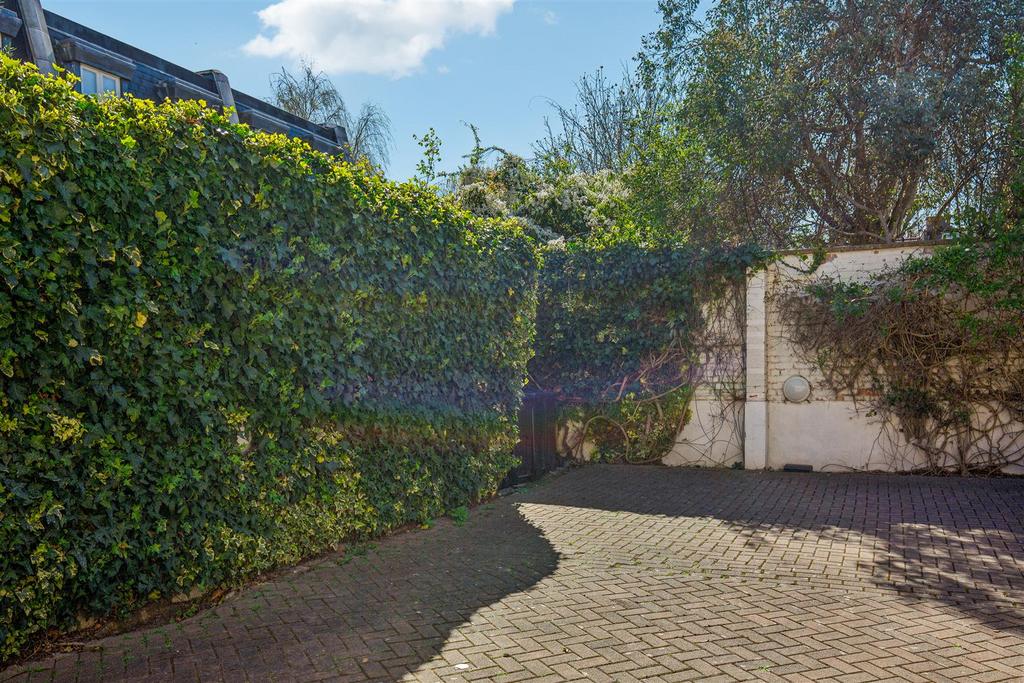 Nicholas Mews, W4 - FOR SALE