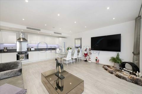 2 bedroom apartment to rent, Kew Eye Apartments, London