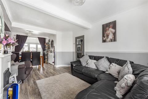 3 bedroom terraced house for sale, Otterbourne Road, Chingford
