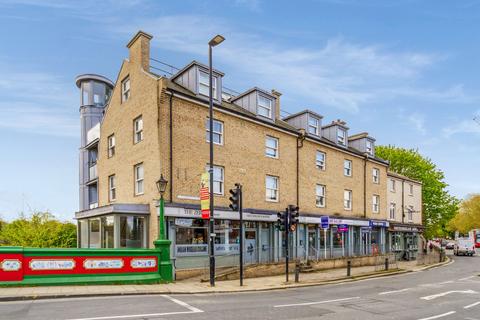 London Road, Bridge House, TW8