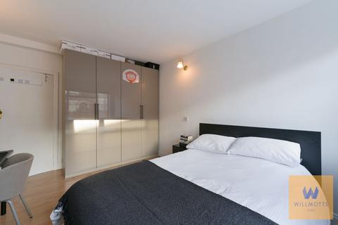 2 bedroom flat for sale, Hamlet Gardens, Hamlet Court Hamlet Gardens, W6