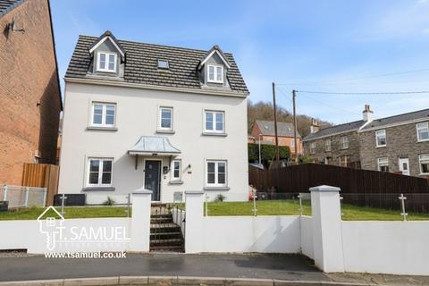 undefined, Cae Coed, Aberdare, CF44 0BF