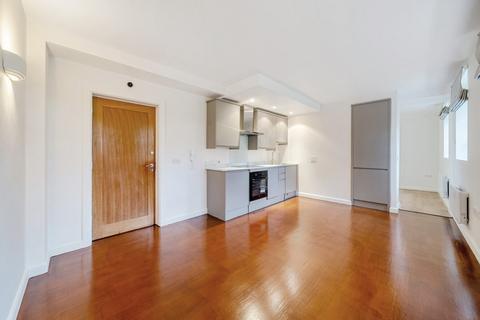 Studio to rent, Scott Avenue, Putney, London, SW15