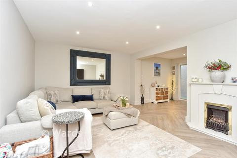 3 bedroom terraced house for sale, Nottingham Walk, Strood, Rochester, Kent
