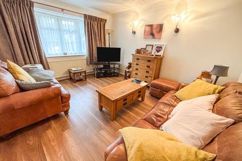 2 bedroom detached bungalow for sale, Swallow Drive, Brandon IP27