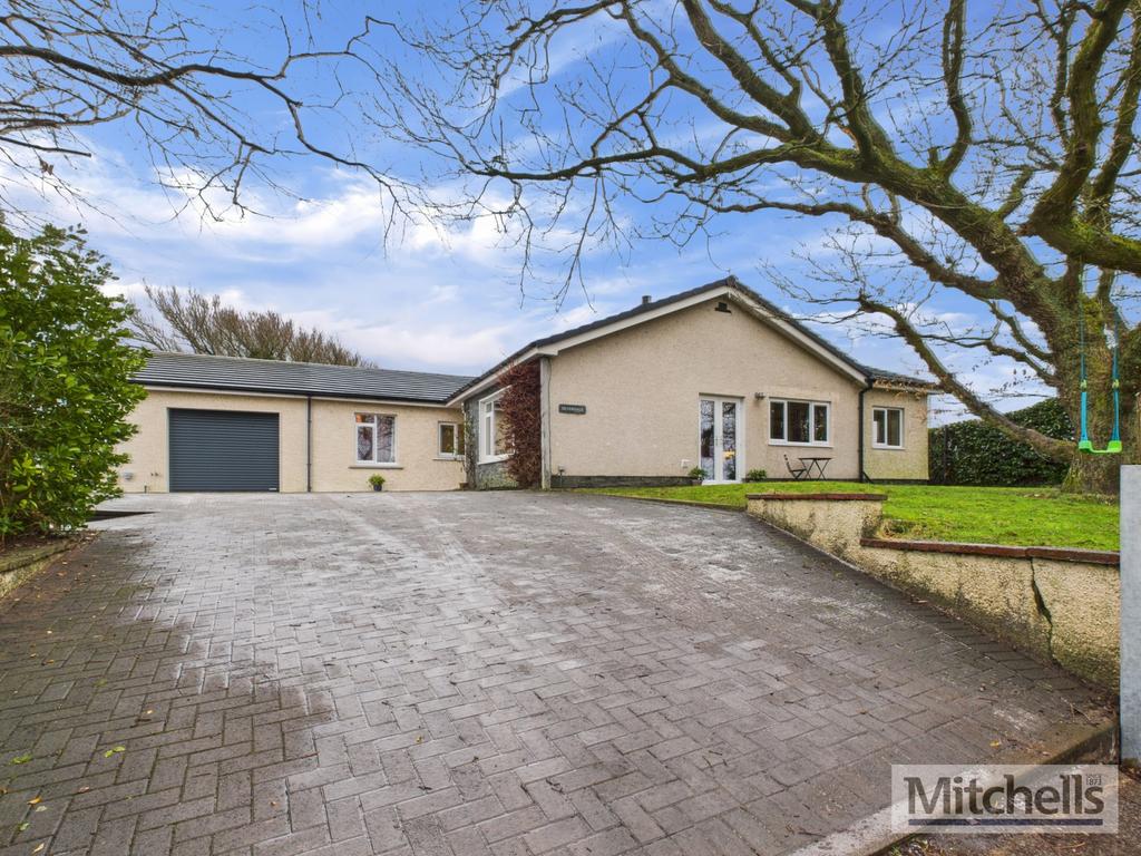 4 bed bungalow for sale Silverdale, Gosforth, Sea