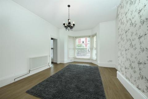 1 bedroom flat to rent, Churchfield Road, W3