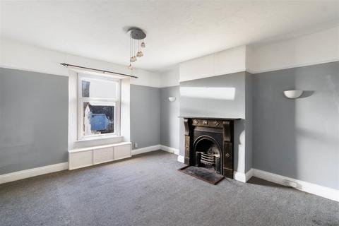 2 bedroom flat to rent, Warren Street, Plymouth