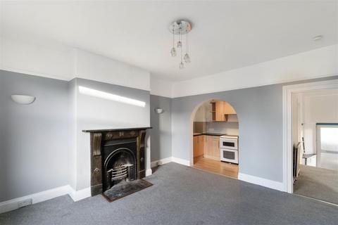 2 bedroom flat to rent, Warren Street, Plymouth