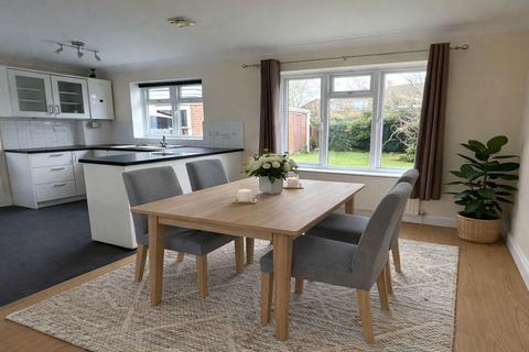 undefined, Fox Way, Buckingham MK18