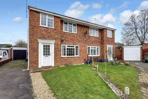 undefined, Fox Way, Buckingham MK18
