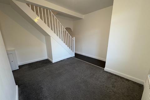 3 bedroom end of terrace house to rent, Aldam Street, Darlington DL1
