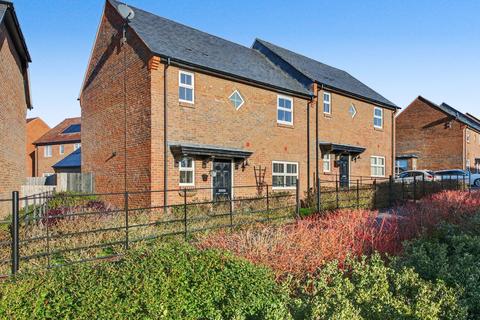 3 bedroom semi-detached house for sale, Clover Way, Southampton SO32