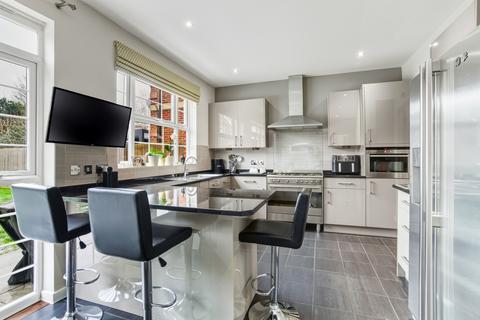5 bedroom detached house for sale, Brook Farm Close, Hertfordshire CM23